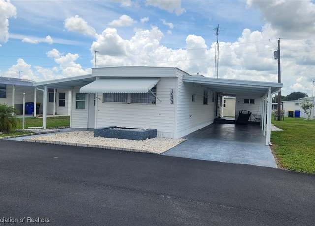 Property at 30523 Francis St, Sebring, FL 33870, 2 beds, 2 baths