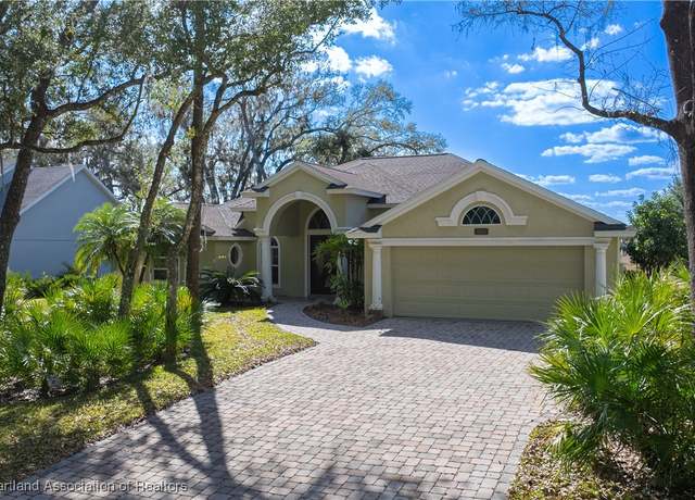 Property at 3886 Enchanted Oaks Ln, Sebring, FL 33875, 4 beds, 2 baths