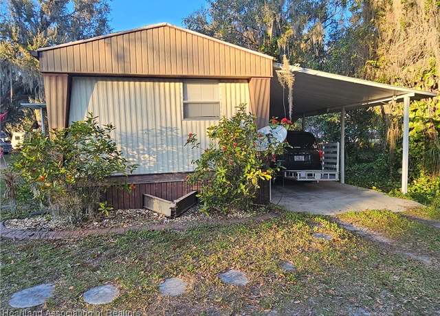 Property at 7959 Elliott Rd, Sebring, FL 33876, 2 beds, 2 baths