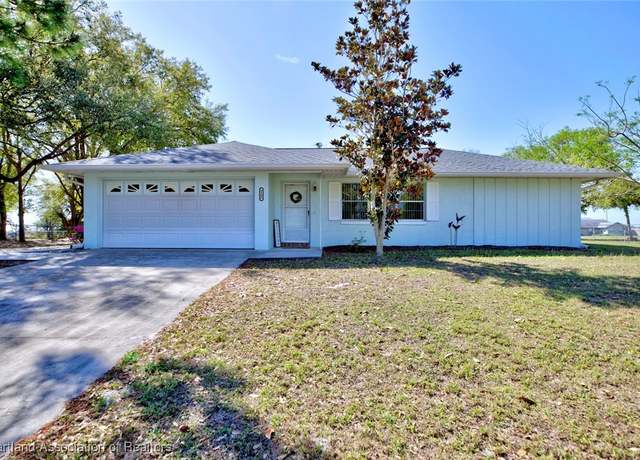 Property at 8508 Hampshire Dr, Sebring, FL 33876, 2 beds, 2 baths