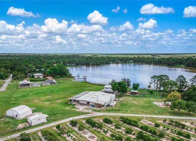 Property at 115 Heinley Rd, Lake Placid, FL 33852, 2 beds, 2 baths