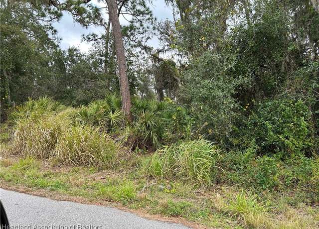 Property at 4000 Hedge Ave, Sebring, FL 33875