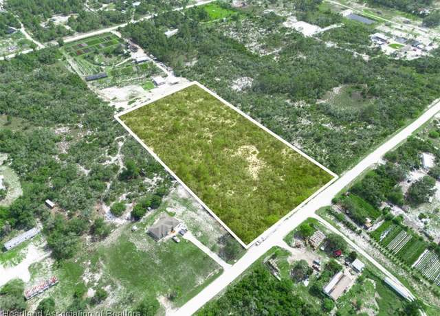 Property at 141 Polk St, Lake Placid, FL 33852