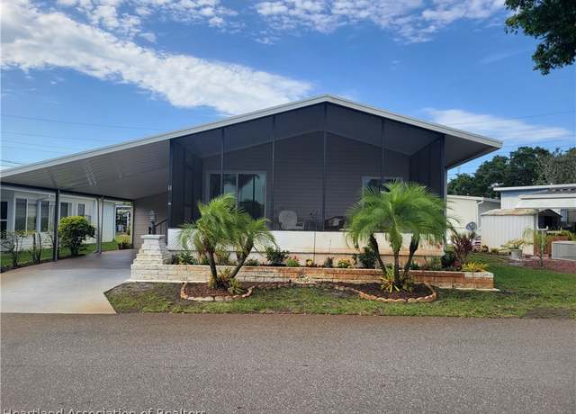 Property at 11 Fishermans Cv, Lake Placid, FL 33852, 2 beds, 2 baths