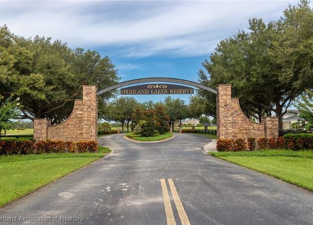 Property at 2000 Overlook Bay Dr, Sebring, FL 33875