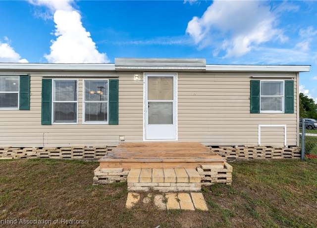 Property at 3222 Ashley Ct, Sebring, FL 33870, 3 beds, 2 baths