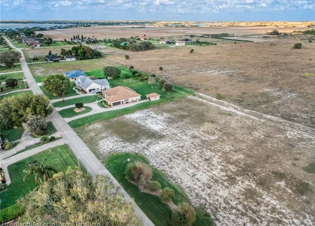 Property at 747 Sunset Pointe Dr, Lake Placid, FL 33852