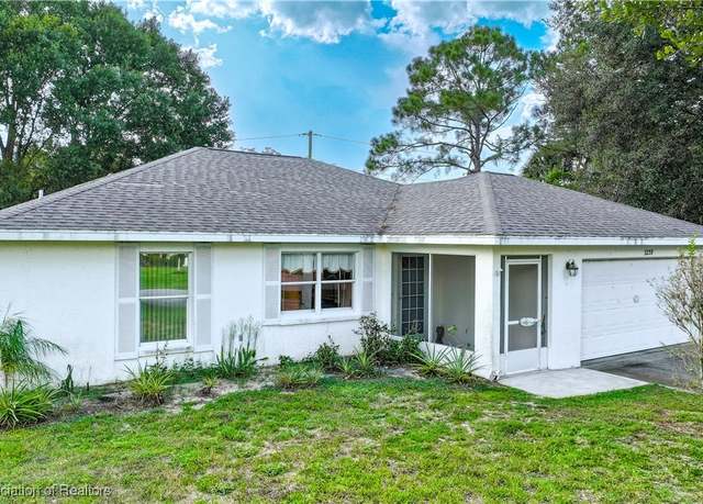 Property at 3239 Lockman Blvd, Sebring, FL 33875, 3 beds, 2 baths