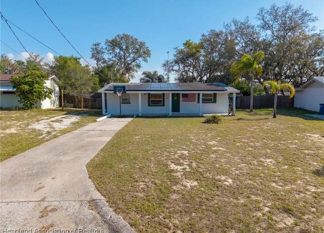 Property at 1816 Steiner Ave, Sebring, FL 33870, 2 beds, 1.5 baths