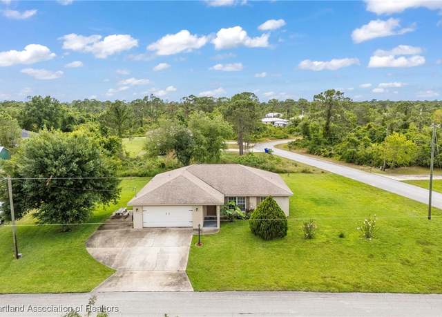 Property at 601 Coolidge Ave NE, Lake Placid, FL 33852, 3 beds, 2 baths