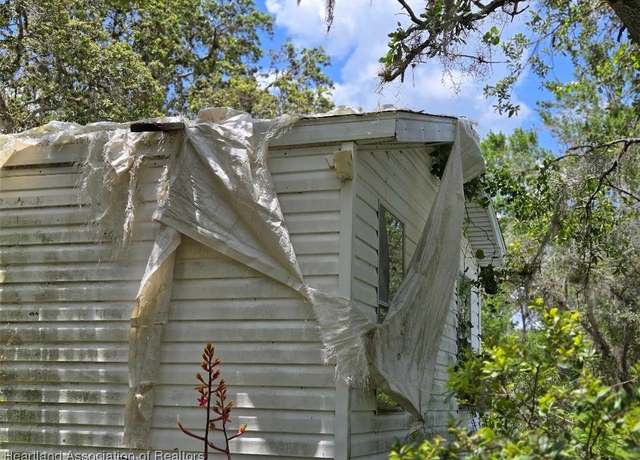 Property at 482 Donahue Dr, Venus, FL 33960, 3 beds, 2 baths