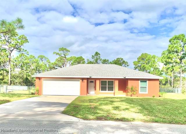 Property at 435 Vanguard Ave NW, Lake Placid, FL 33852, 3 beds, 2 baths