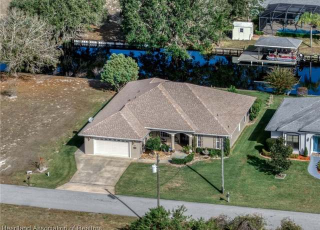 Property at 1147 Winter St, Lake Placid, FL 33852, 4 beds, 3 baths