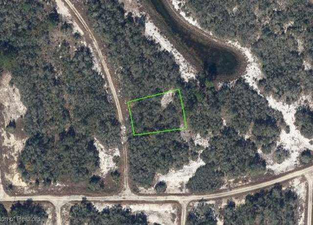 Property at 303 Summersweet Dr, Lake Placid, FL 33852