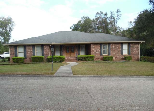 Property at 205 E Bevan Loop NE, Madison, FL, 3 beds, 3.5 baths