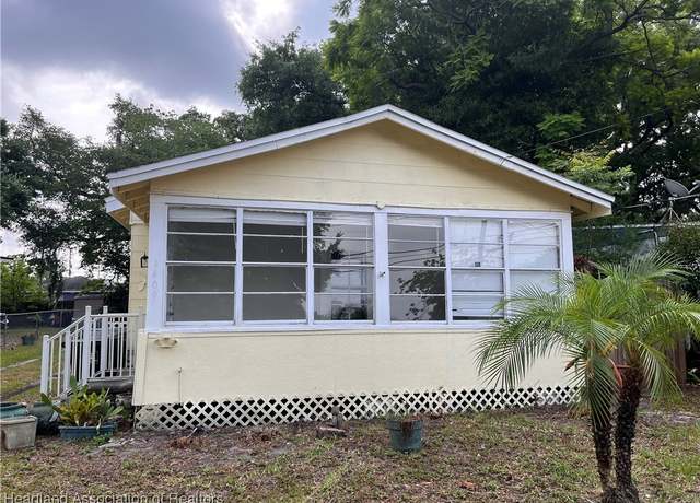 Property at 1409 S Westmoreland Dr, Orlando, FL 32805, 3 beds, 2 baths