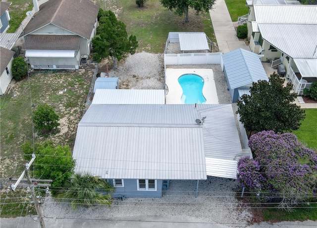Property at 359 Oak Ave, Sebring, FL 33870, 2 beds, 2 baths