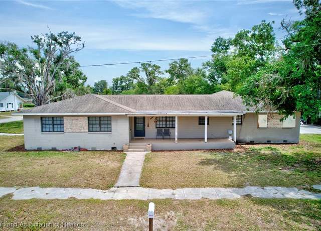 Property at 228 Illinois Ave, Wauchula, FL 33873, 3 beds, 2 baths