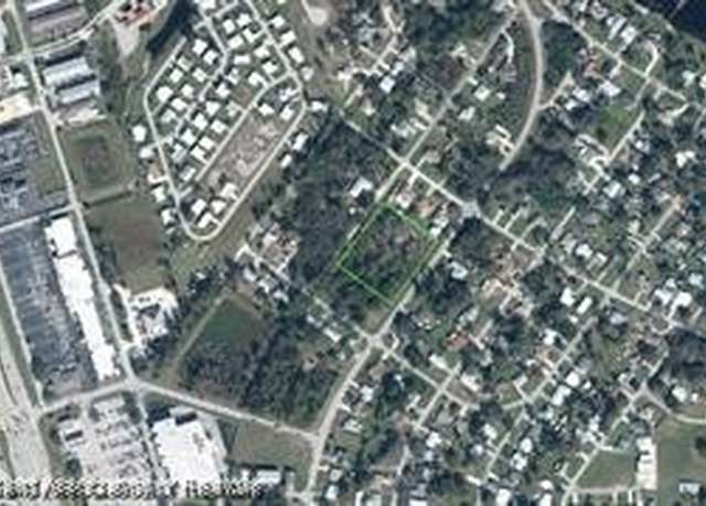 Property at 315 Memorial Dr, Sebring, FL 33870