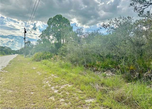 Property at 221 Pelican Ave, Sebring, FL 33870