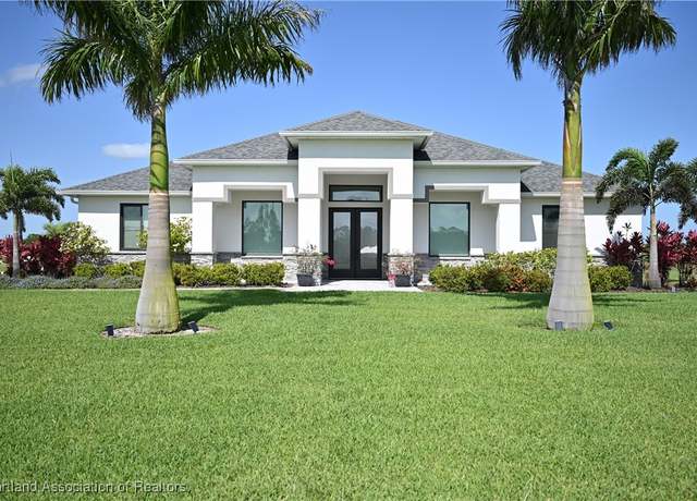 Property at 3000 Osprey Cir, Sebring, FL 33875, 3 beds, 3.5 baths