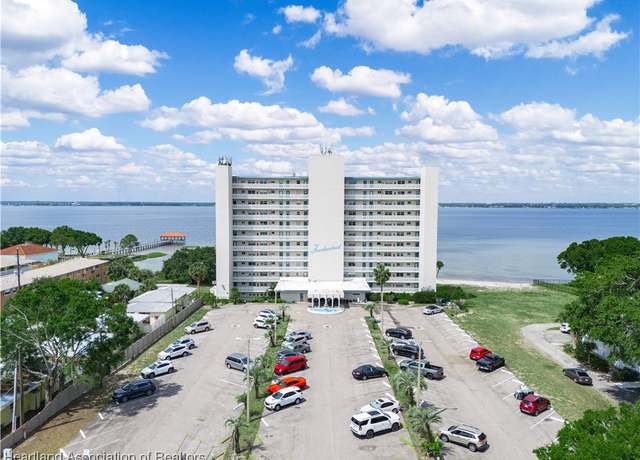 Property at 2131 Lakeview Dr #310, Sebring, FL 33870, 2 beds, 2 baths
