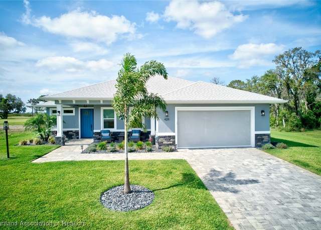 Property at 4211 North Ln, Avon Park, FL 33825, 3 beds, 2 baths