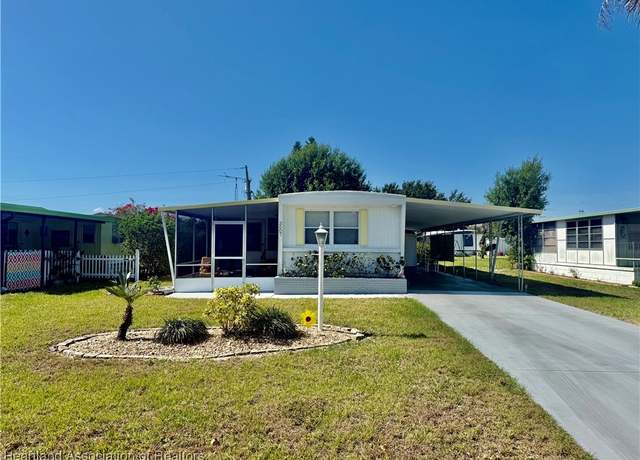 Property at 3607 Indiana Ave, Sebring, FL 33870, 2 beds, 1 bath