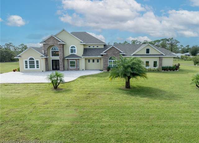Property at 109 Howey Rd, Sebring, FL 33870, 7 beds, 7 baths