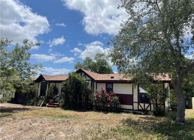 Property at 16 Notre Dame St, Lake Placid, FL 33852, 3 beds, 2 baths