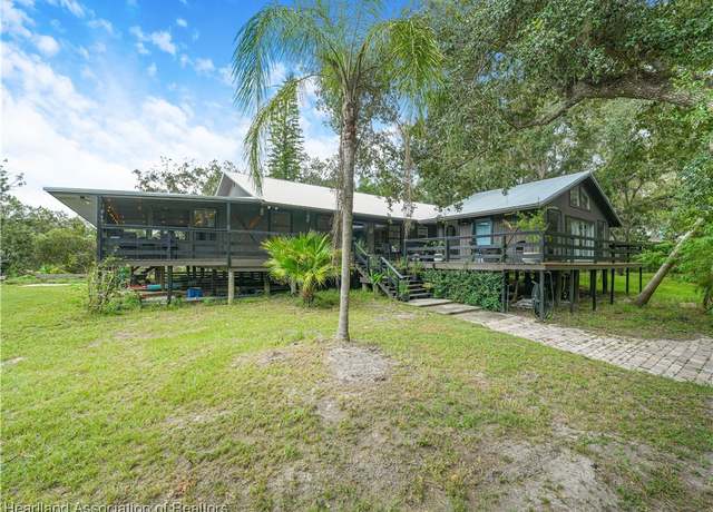Property at 6613 NE Masters Ave, Arcadia, FL 34266, 5 beds, 3 baths