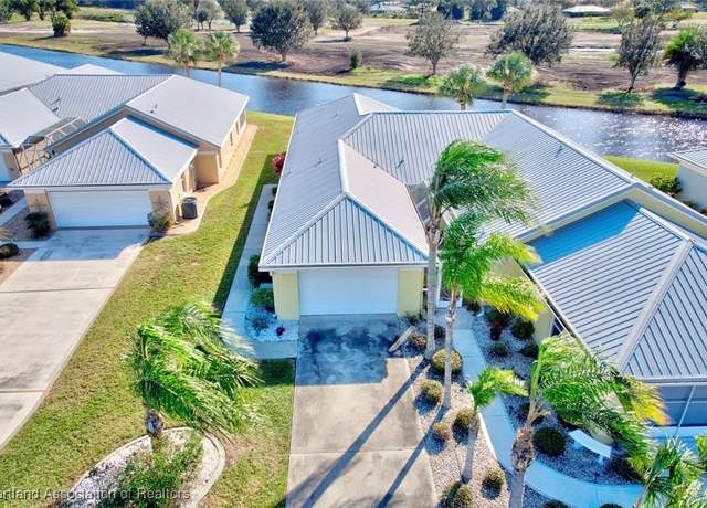Property at 60 Clubhouse Ln, Sebring, FL 33876, 2 beds, 2 baths
