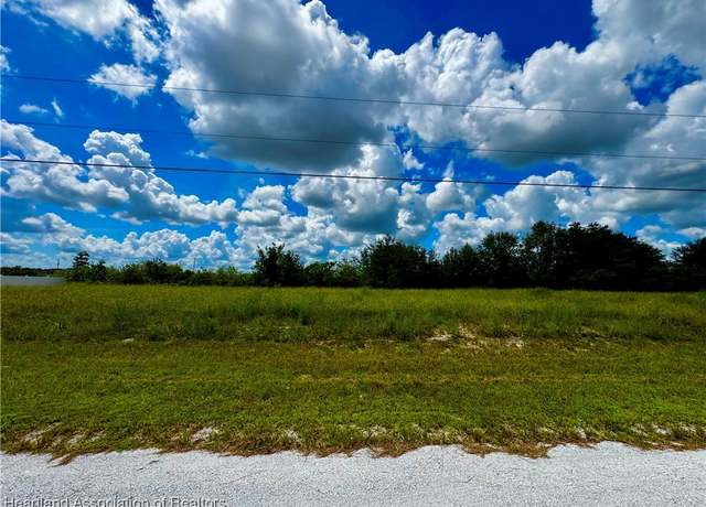 Property at 1733 W Fondulac Rd, Avon Park, FL 33825
