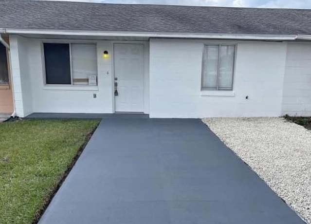Property at 1210 Spinks Ln, Sebring, FL 33870, 2 beds, 1 bath