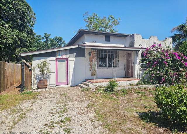 Property at 1237 Hitakee Ave, Sebring, FL 33870, 3 beds, 2 baths