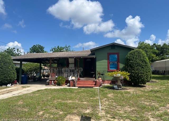 Property at 410 Walnut St, Sebring, FL 33870, 2 beds, 1 bath