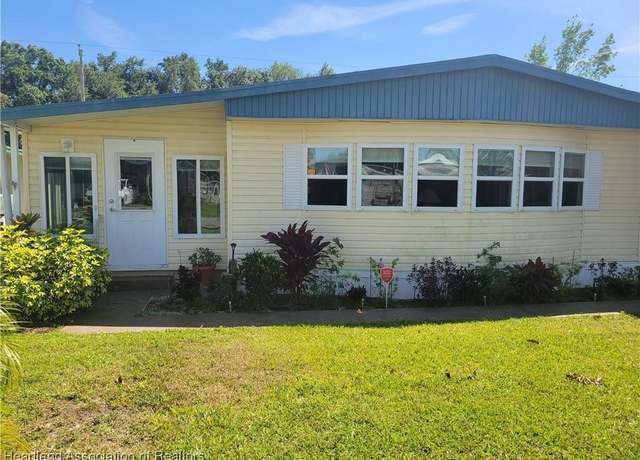Property at 4 Skyline Dr, Lake Placid, FL 33852, 2 beds, 2 baths