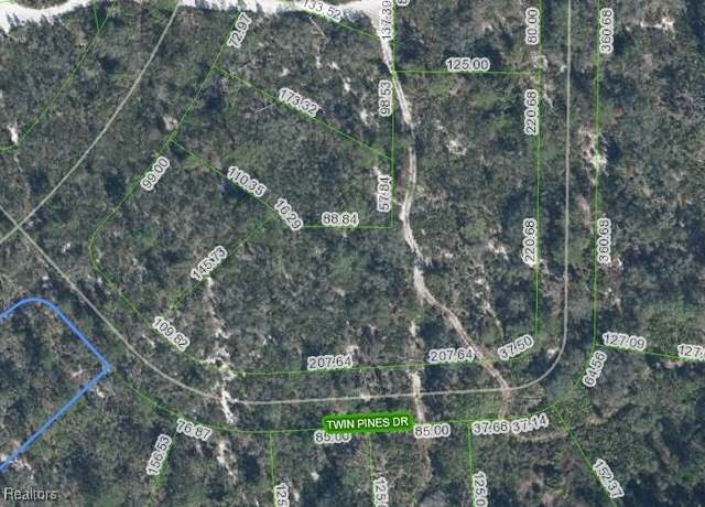 Property at 1201 Twin Dr, Sebring, FL 33852