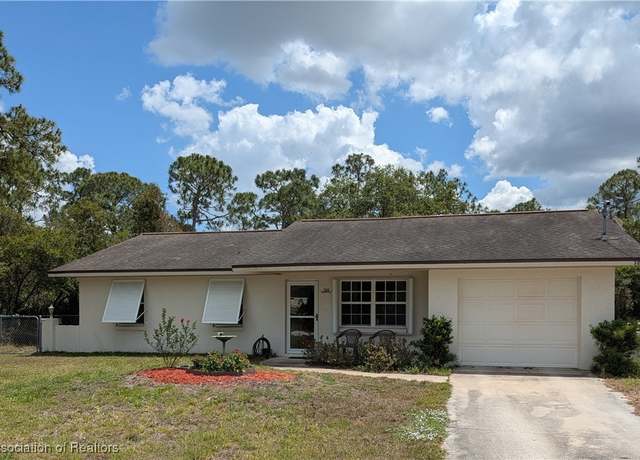 Property at 326 Meadowlark Ave, Sebring, FL 33870, 3 beds, 2 baths