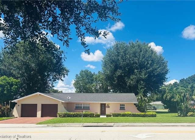 Property at 201 Dal Hall Blvd, Lake Placid, FL 33852, 3 beds, 3 baths