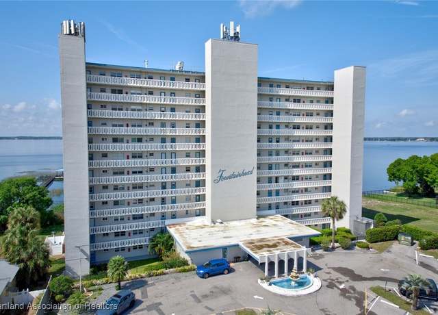 Property at 2131 Lakeview Dr #102, Sebring, FL 33870, 2 beds, 2 baths