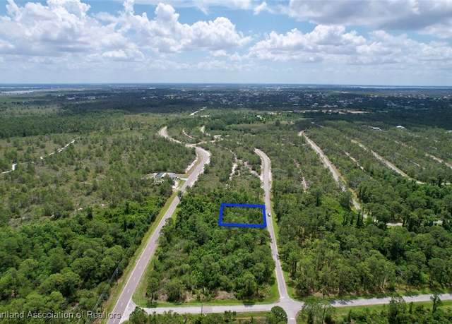 Property at 6834 Virtudes St, Sebring, FL 33872