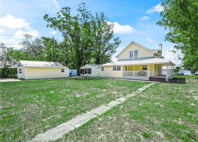 Property at 606 E Cornell St, Avon Park, FL 33825, 3 beds, 3 baths