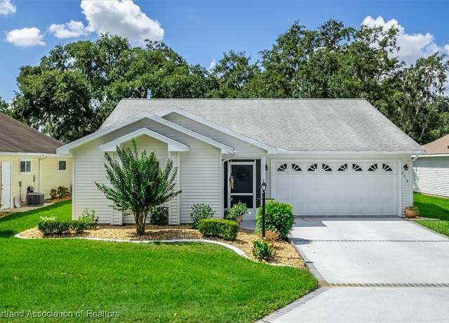 Property at 3218 E Anglers Strm, Avon Park, FL 33825, 2 beds, 2 baths