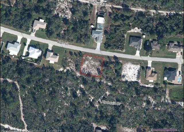 Property at 1925 Alan St, Sebring, FL 33875