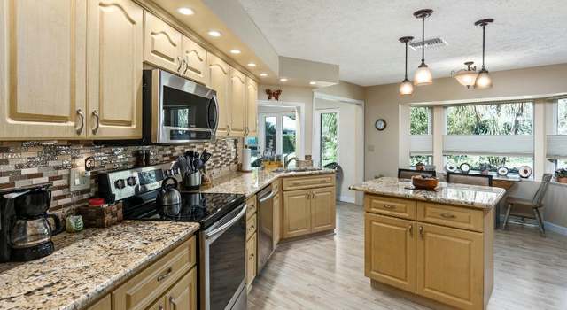 Photo of 9 Meadowlake Dr, Lake Placid, FL 33852