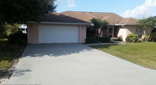Photo of 156 Bougainvillea St NE, Lake Placid, FL 33852