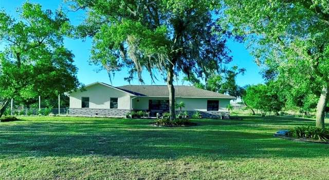 Photo of 315 Sirena Dr, Lake Placid, FL 33852