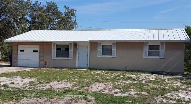 Photo of 572 Chicago Rd NE, Lake Placid, FL 33852