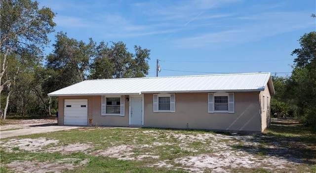 Photo of 572 Chicago Rd NE, Lake Placid, FL 33852